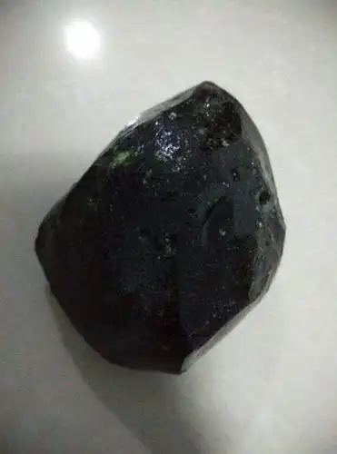 这款黑色石头是什么材质