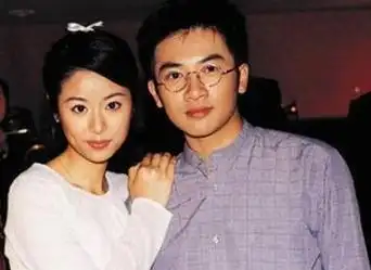 "千亿富婆"林心如:送女儿3亿珠宝项链,老公开全球限量超跑