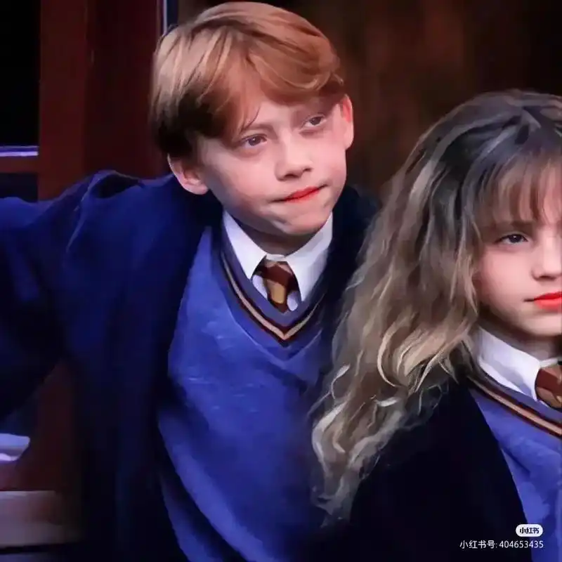 罗恩赫敏情头,好有cp感!#罗恩韦斯莱 #赫敏格兰杰 #罗赫 - 抖音