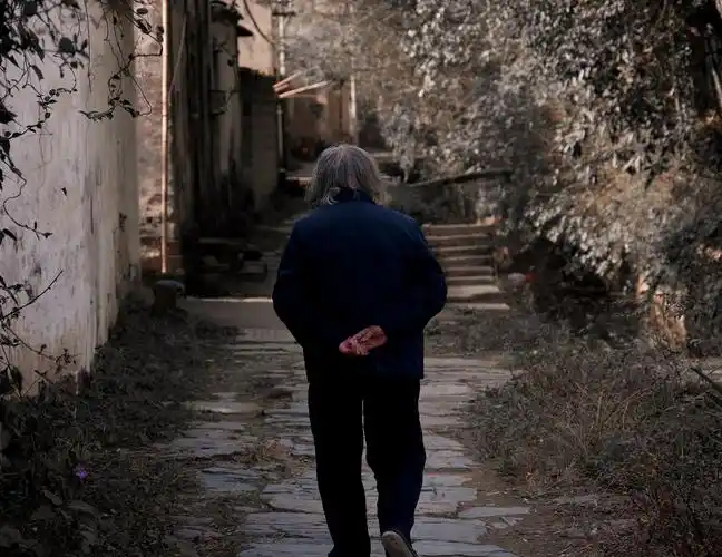 老人的背影合肥/平面设计师/11年前/846浏览jammao