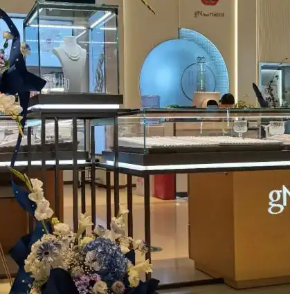 美容公司名称:京润珍珠化妆品总部成立时间:2003-06-17加盟区域:全国