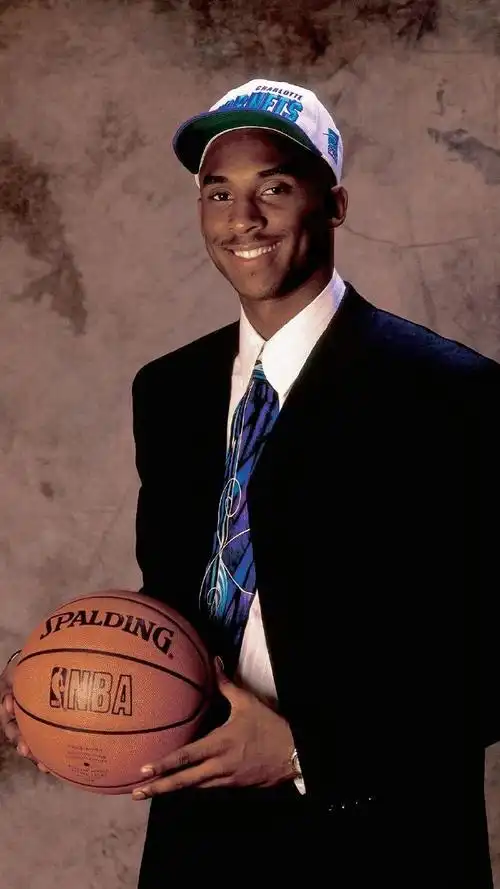 我科西装照,帅到爆,可以当模特了!