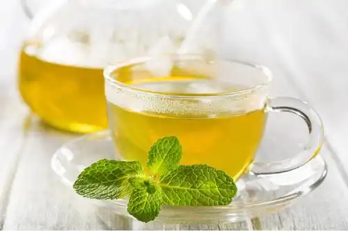 健康头条-8杯最佳减肥茶和燃烧脂肪茶