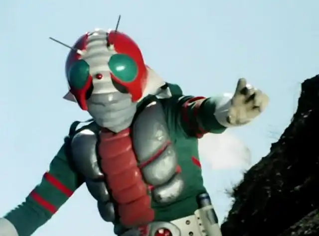 假面骑士v3初战修卡刺刀犰狳,结果被其虐惨