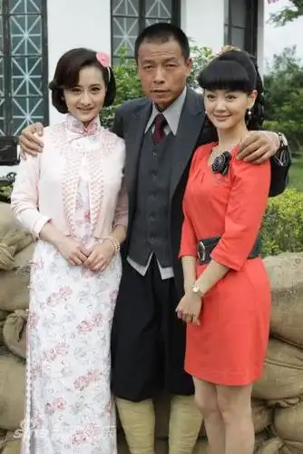 王挺《断箭》受伤手缝针 粉丝心疼赞其坚强(图)