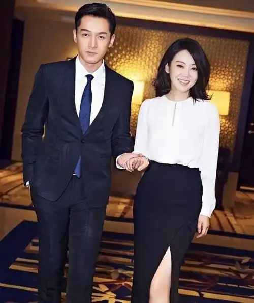 闫妮跟丈夫离婚17年,离婚后仍孝顺公婆,当亲生父母