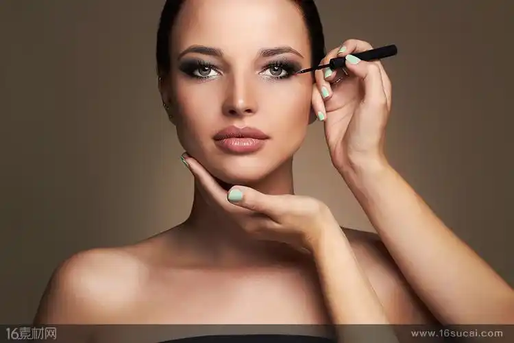 化妆的性感美女高清图片