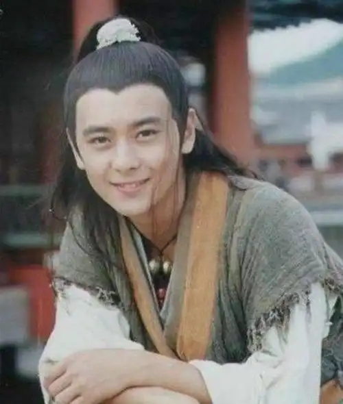 5,1999年《绝代双骄》小鱼儿:林志颖.