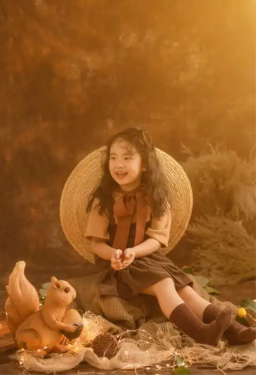 尤尤尤尤晓柔的儿童摄影作品《六岁小女孩森系》