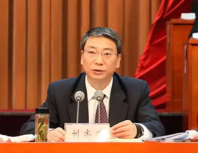 漯河市七届人大八次会议胜利闭幕市委书记刘尚进提出五个争第一创先进