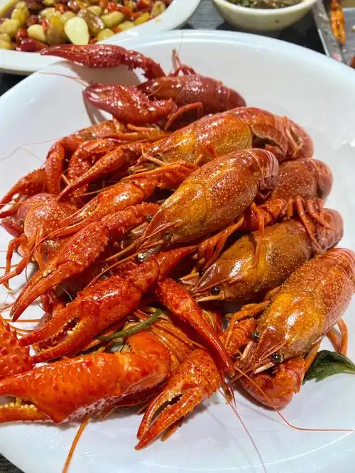 味道还挺好卤虾味道也不错#小红书爆款美食  #小龙虾  #必打卡的小