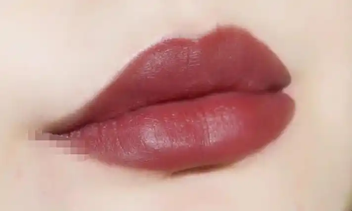 豆沙色口红适合什么肤色