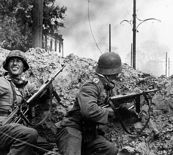 二战苏德战场转折点,斯大林格勒战役珍贵照片,当年战况有多残酷|德军