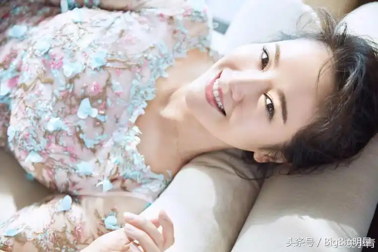 41岁左小青她还是魅力十足网友直呼好美