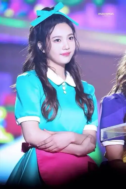 朴秀荣 joy的图片