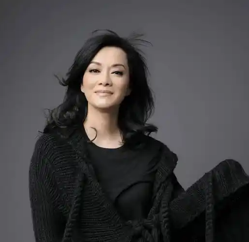 从豪门到自立:毛阿敏居然拒绝 260 亿 遗产,她的独立之路引发思考