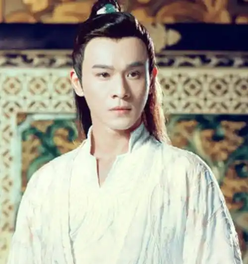 古装男神再扮经典角色,有人"胖若两人",有的"爷青回"_严屹宽_乔振宇