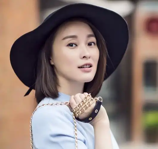 蒋勤勤个人资料及图片(蒋勤勤:和她生命中爱过的两个男人,如今怎么样