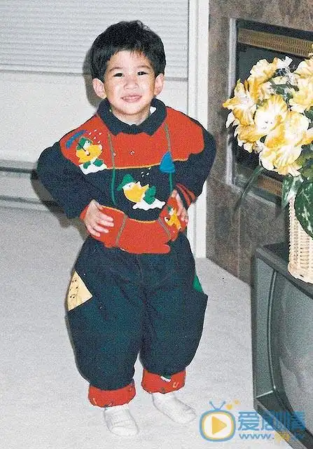 白发无忧是谁演的_白发无忧扮演者李治廷个人资料