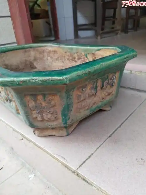 一个解放后老石湾绿釉六角长方花盆-绿陶-7788毕业证收藏