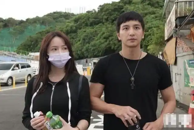 男星刚公布结婚14天又公布好消息老婆已经怀孕4个月