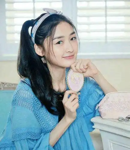 带着爸爸去留学朱露莎扮演者是谁朱露莎人设为什么那么奇葩