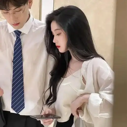 2024最新幸福快乐小两口真人情侣头像