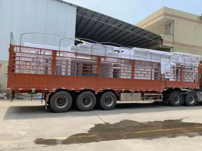 牛德兰诗尼又双叒叕发大项目15米超长货车装得满满的