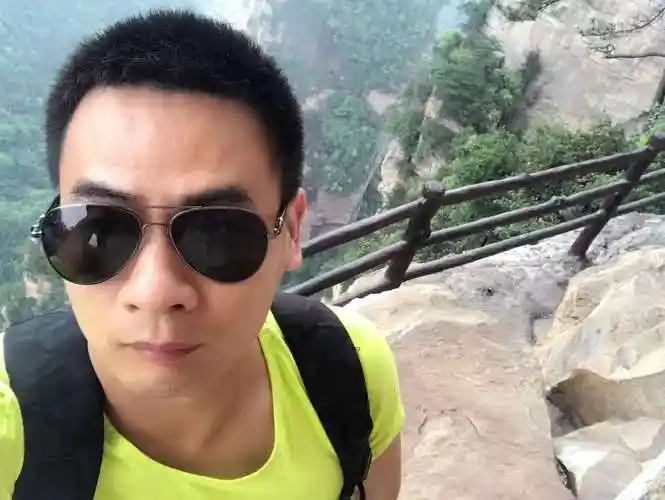 40岁离异男征婚照片(id:2246153)_北京北京征婚交友_我主良缘网