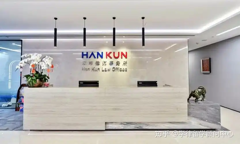 在年度律师奖(lawyers of the year)的评选中,汉坤律师事务所的黄巍