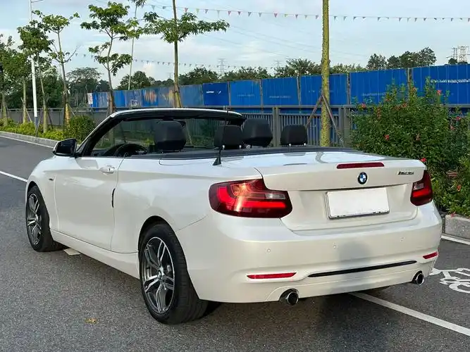 精品宝马2系(进口)218i敞篷轿跑车,2017年6月上牌, - 抖音