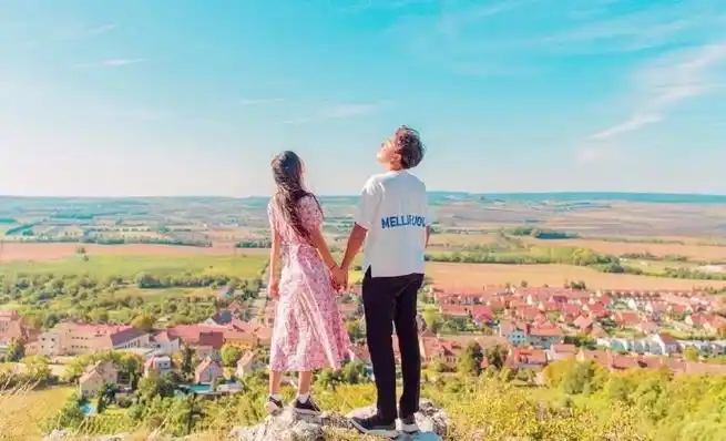 愿你遇到的人都是温暖的##恋爱