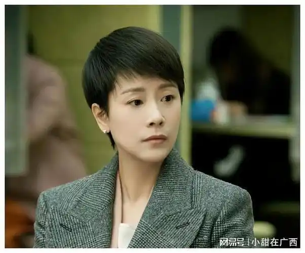 海清:我曾是"好妻子",也曾是"好母亲",如今我只愿当自己|黄磊|演员