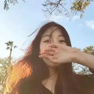 女生头像挡半脸