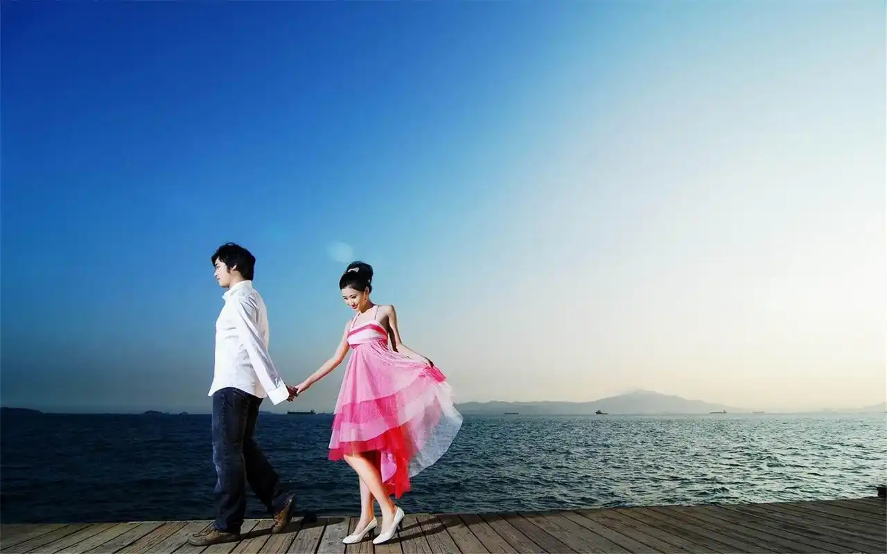 首页 桌面壁纸 幸福情侣简单浪漫的婚纱照高清壁纸图片上一张下一张