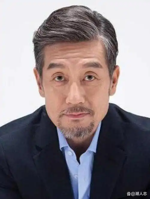 白发适合什么发型?攻略来了