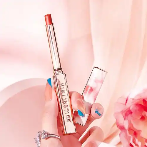 口红上色面易干雾不拔滋润hih套装丝绒细管唇膏