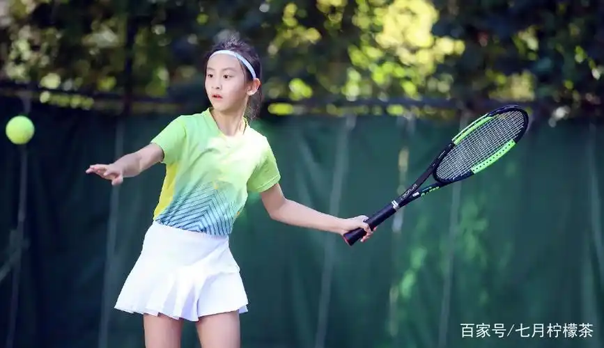 田亮女儿森碟成了小美人胚子,这大长腿太让人羡慕了!