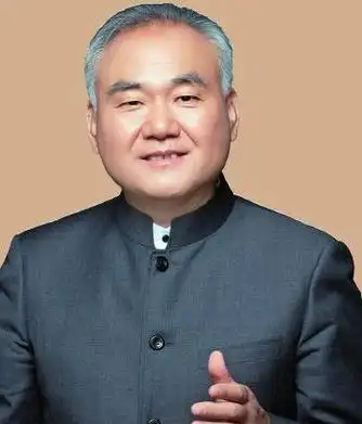 肖微 丨 专业精是律师生存的发展之本