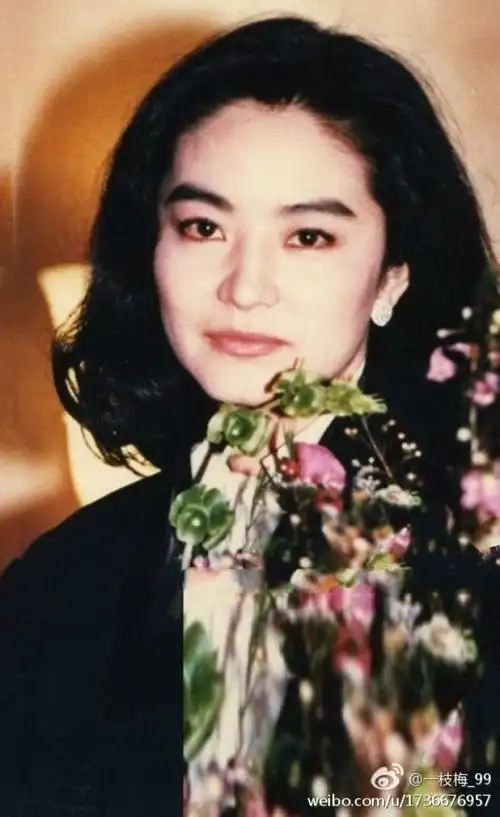 林青霞----如果一个男孩大跨步的走路,我不会觉得有什么特别;而如果一