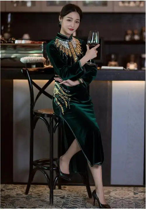 华族经典秋冬旗袍裙长袖钉珠中老年金丝绒旗袍中式改良妈妈装旗袍