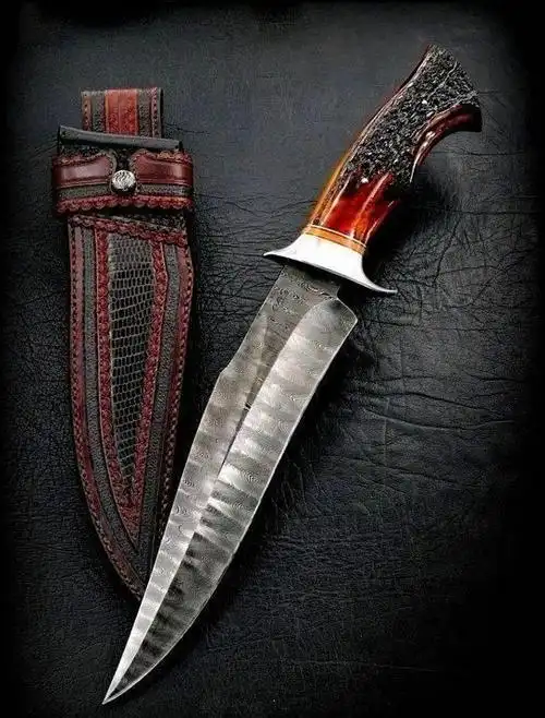 男人最爱冷兵器,影视作品最常见的匕首-博伊刀