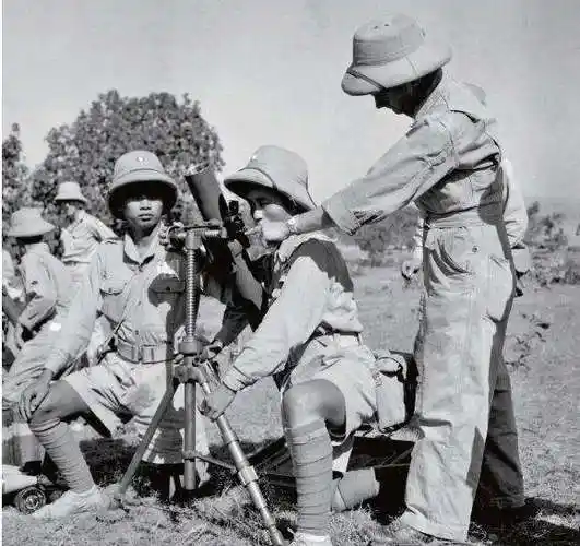 甲午战争之后,首次出国作战,脱掉衣服,全部烧光!