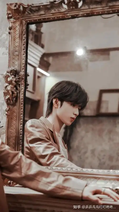 有没有那些刘耀文惊艳到你的图? - 知乎