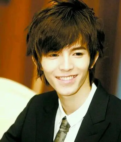 生活甜的!中国已出柜的名人"无忧无虑"-第1张图片-龙骑博客