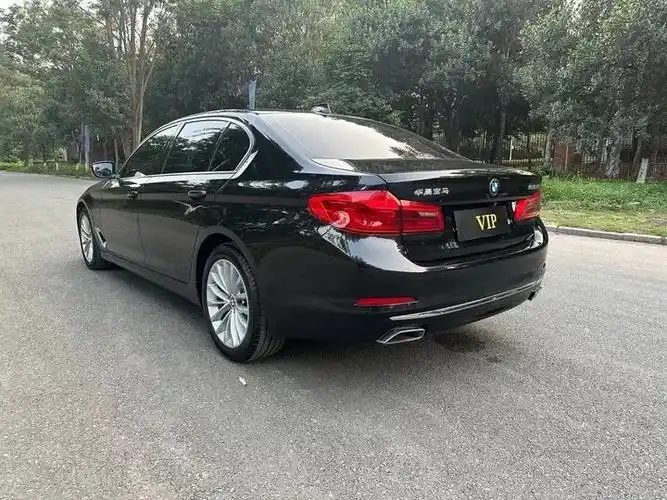 宝马5系 2020款 525li 豪华套装 售价:22.8万 - 抖音