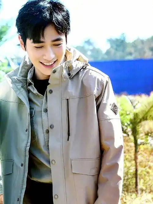 笑容治愈人的明星##朱一龙