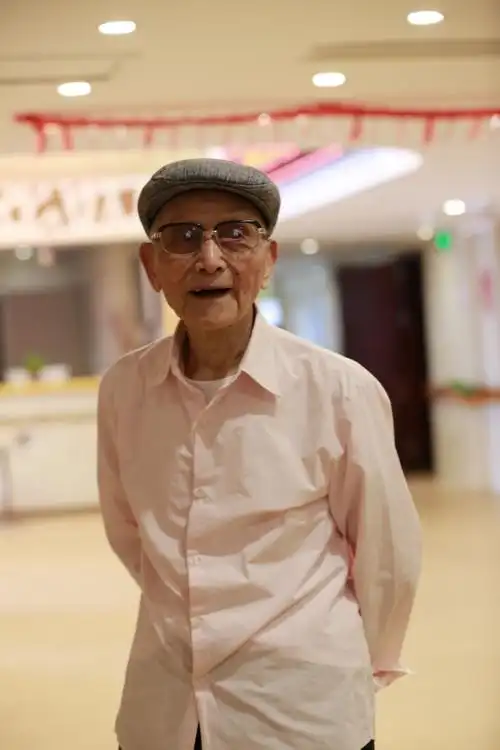 他(她)们的生活过 写美篇为了摄影一张好照片摄影师到有各式各样的美