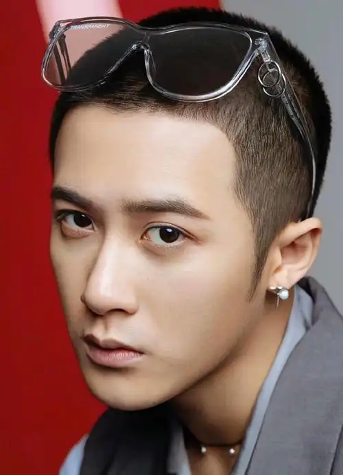 都说寸头巨考验颜值