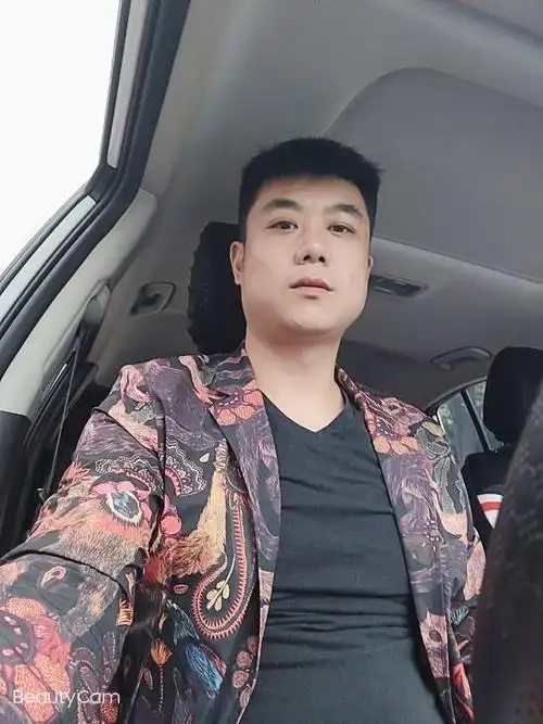 相亲资料# 幸福号6448/男/35岁/高中/184厘米/77公斤/属虎/未婚/合伙